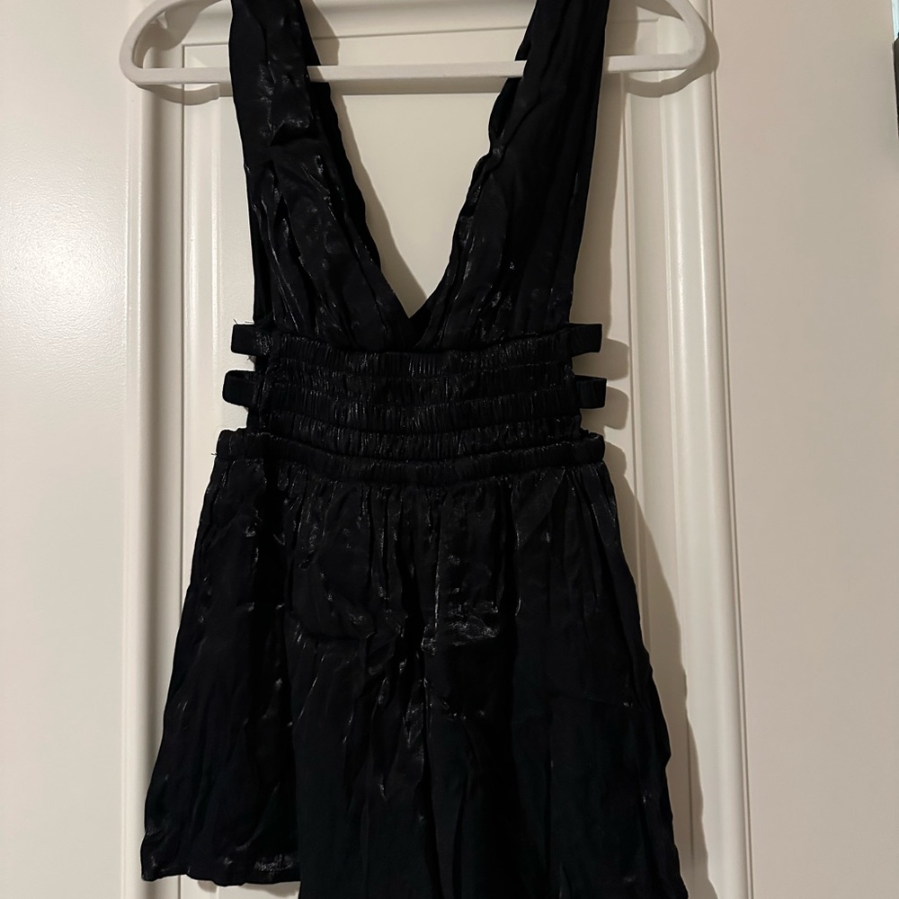 Chic Black Sleeveless Jumpsuit